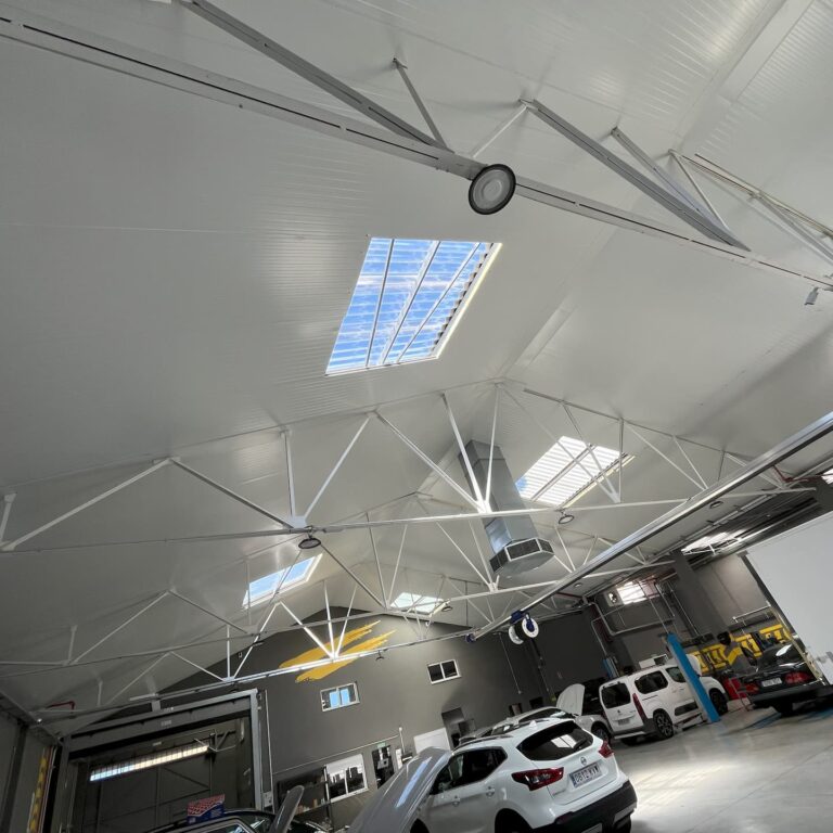 falso techo con panel tipo sandwich aistech