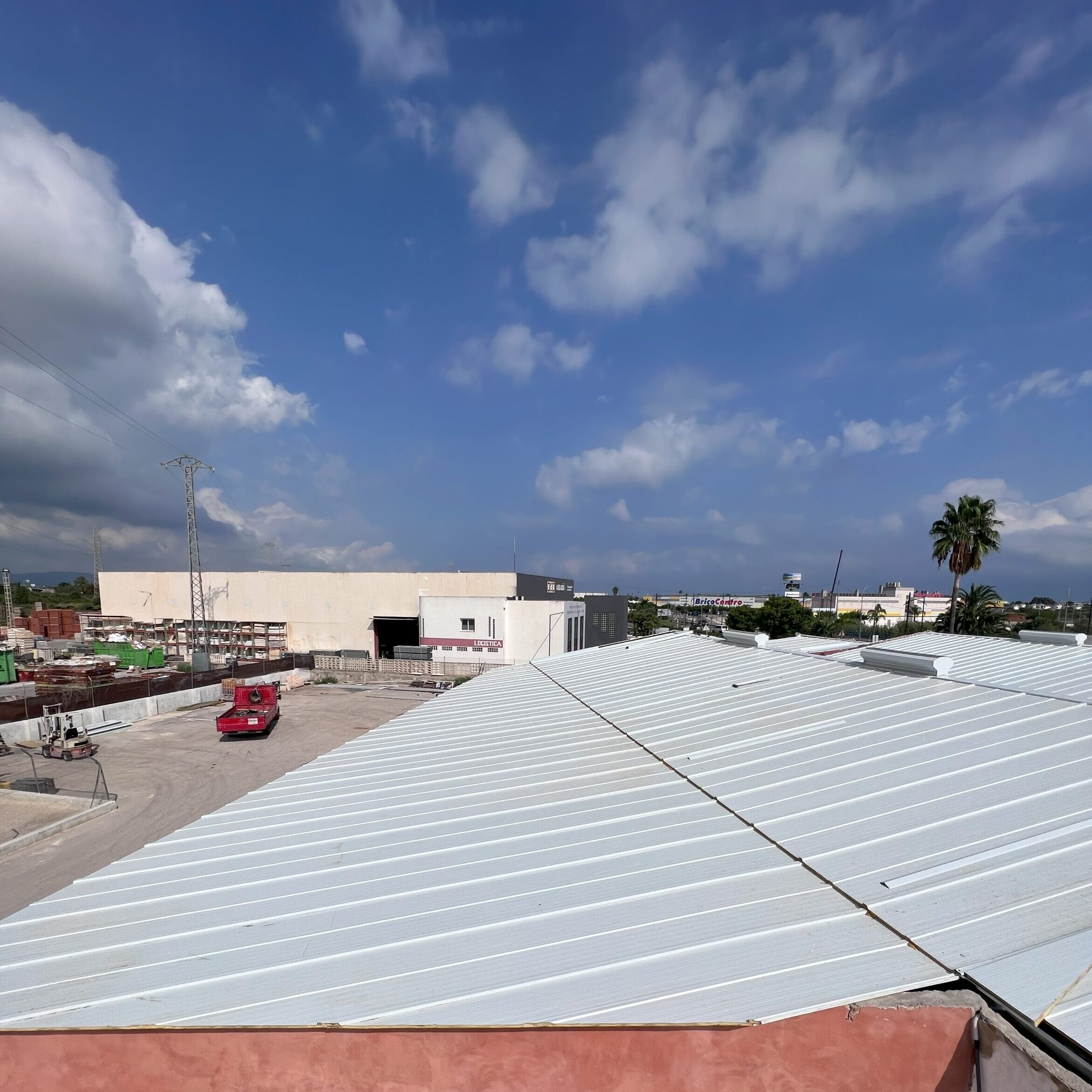 Instalación de cubierta aistech