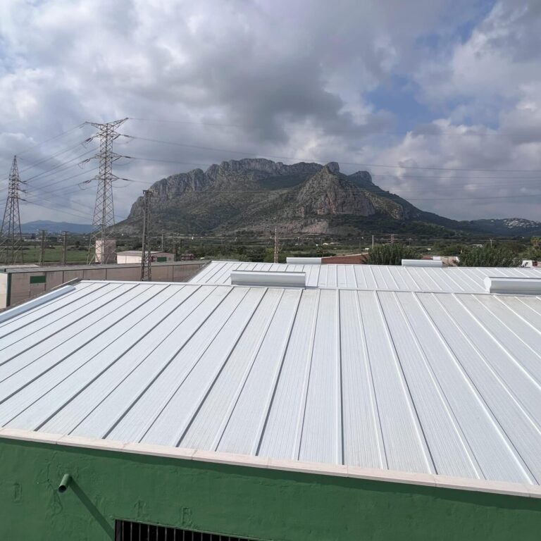 Instalación de cubierta aistech