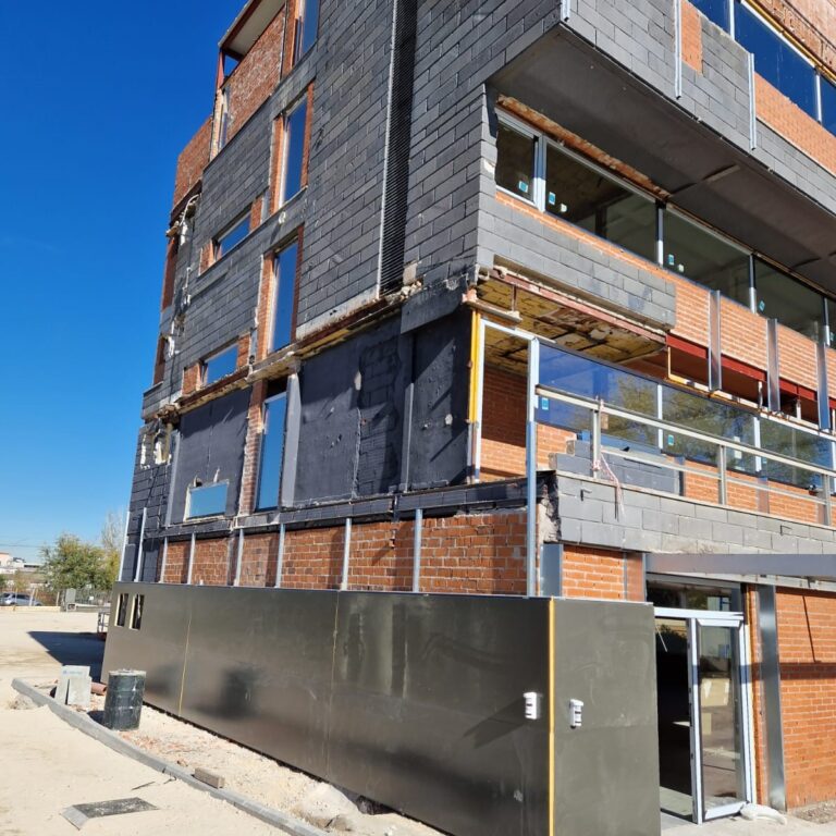 cerramiento de fachada aistech