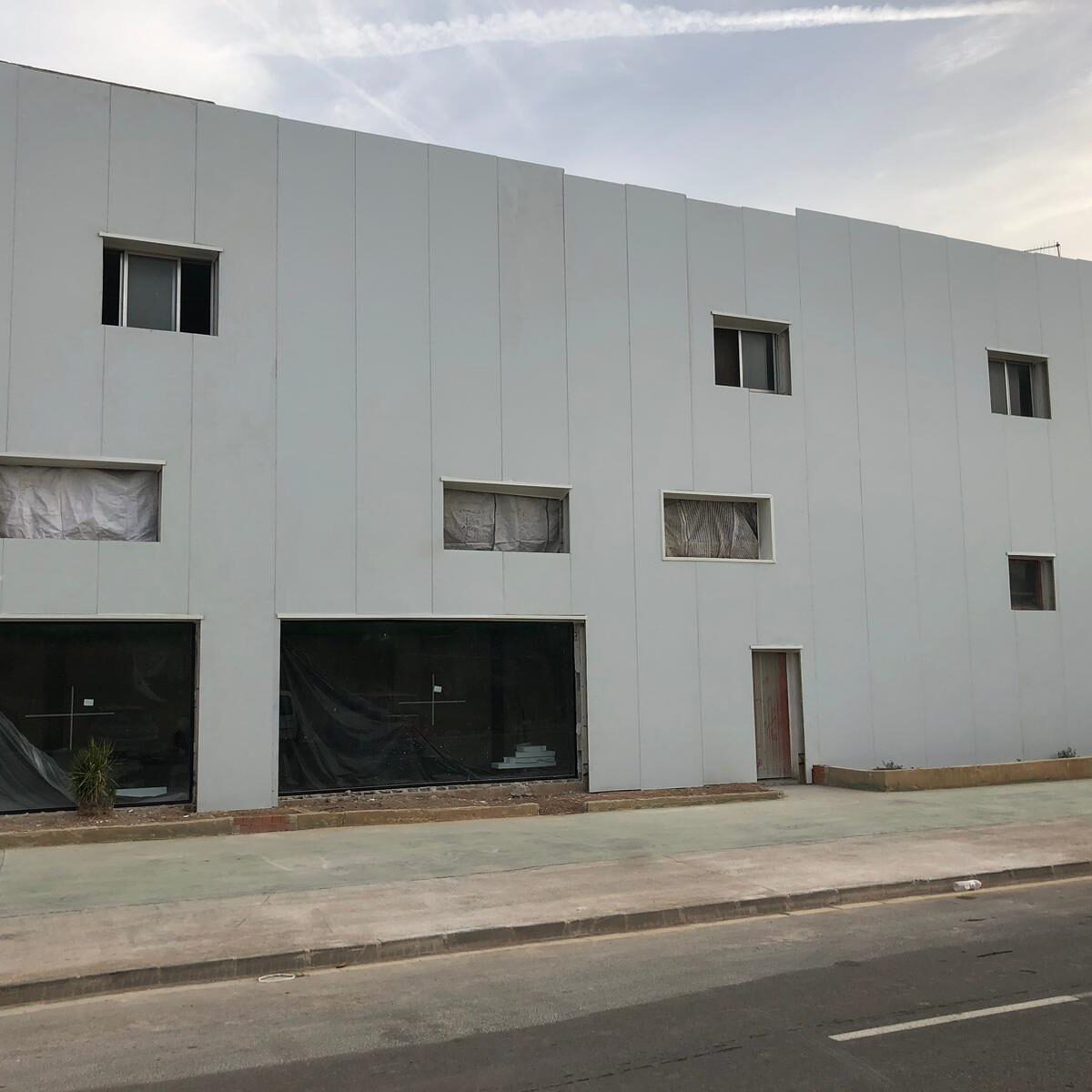 Instalación de fachadas y cerramientos Aistech