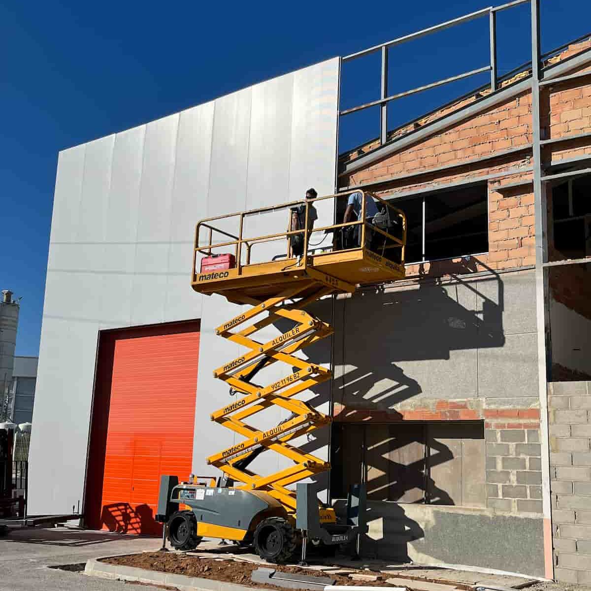 instalación de fachadas Aistech